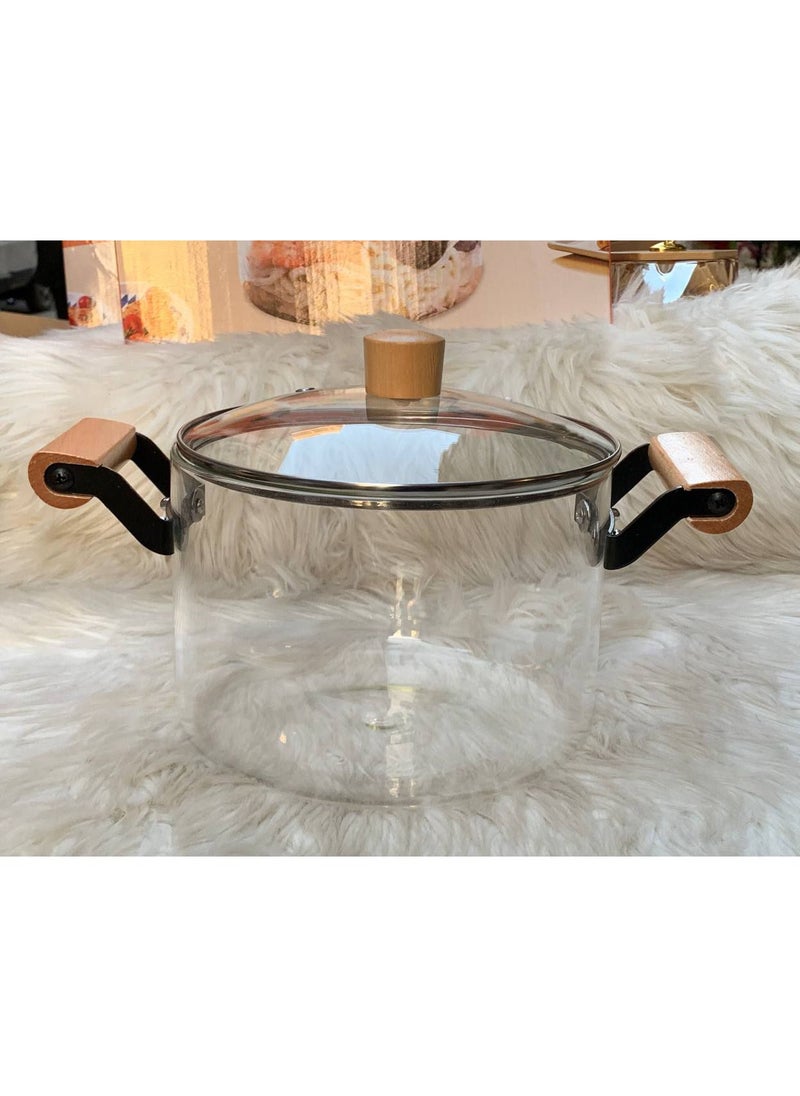 Pyrex glass pot, heat-resistant, for direct use on the stove for cooking and serving. A different taste for food. You will try it yourself. Imported product, size 3500 ml.