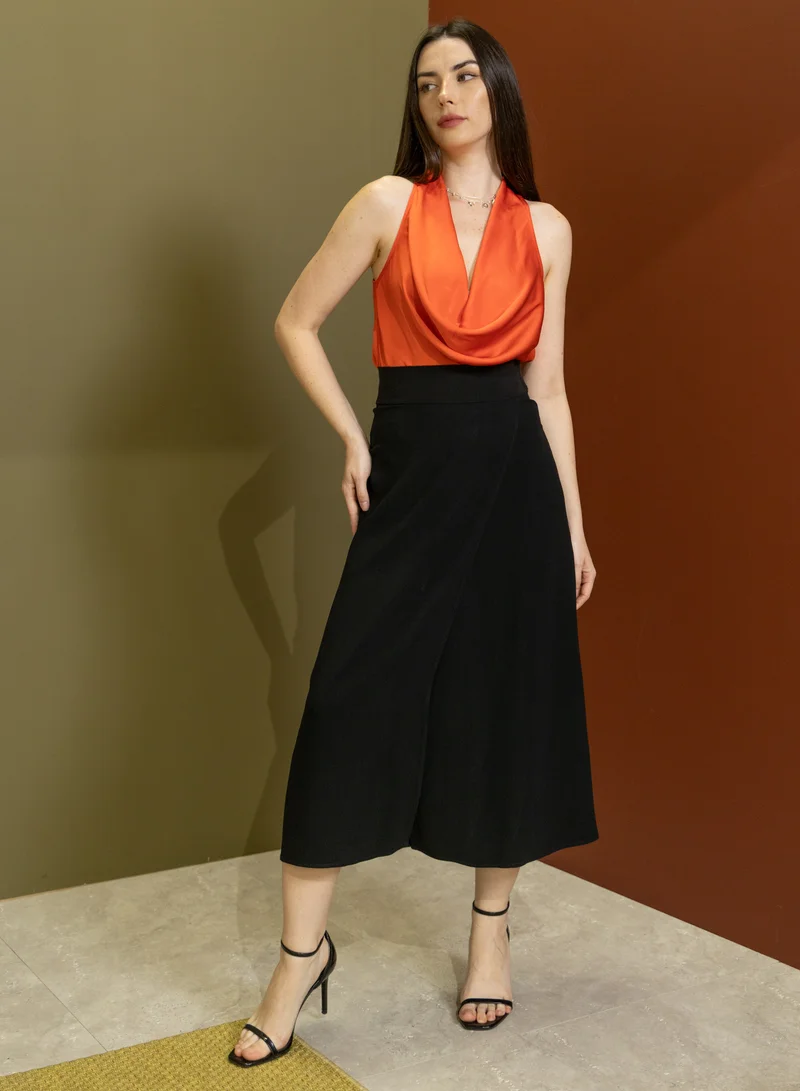 لا لي لي تنورة ميدي بفتحة لون خمري