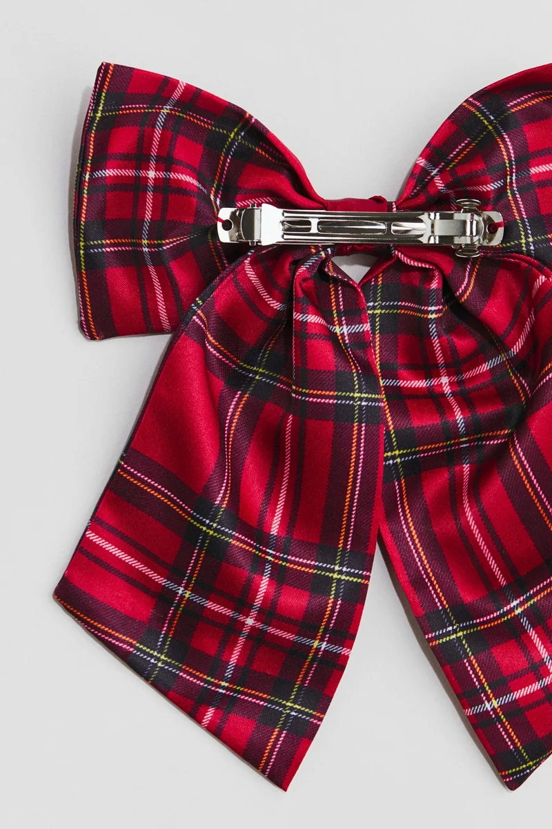 اتش اند ام مشبك للشعر مزين بفيونكة