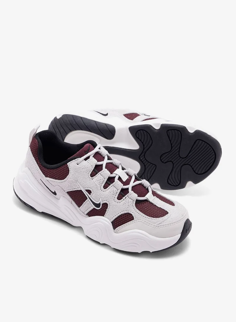Nike  Tech Hera for Women | Best Price UAE