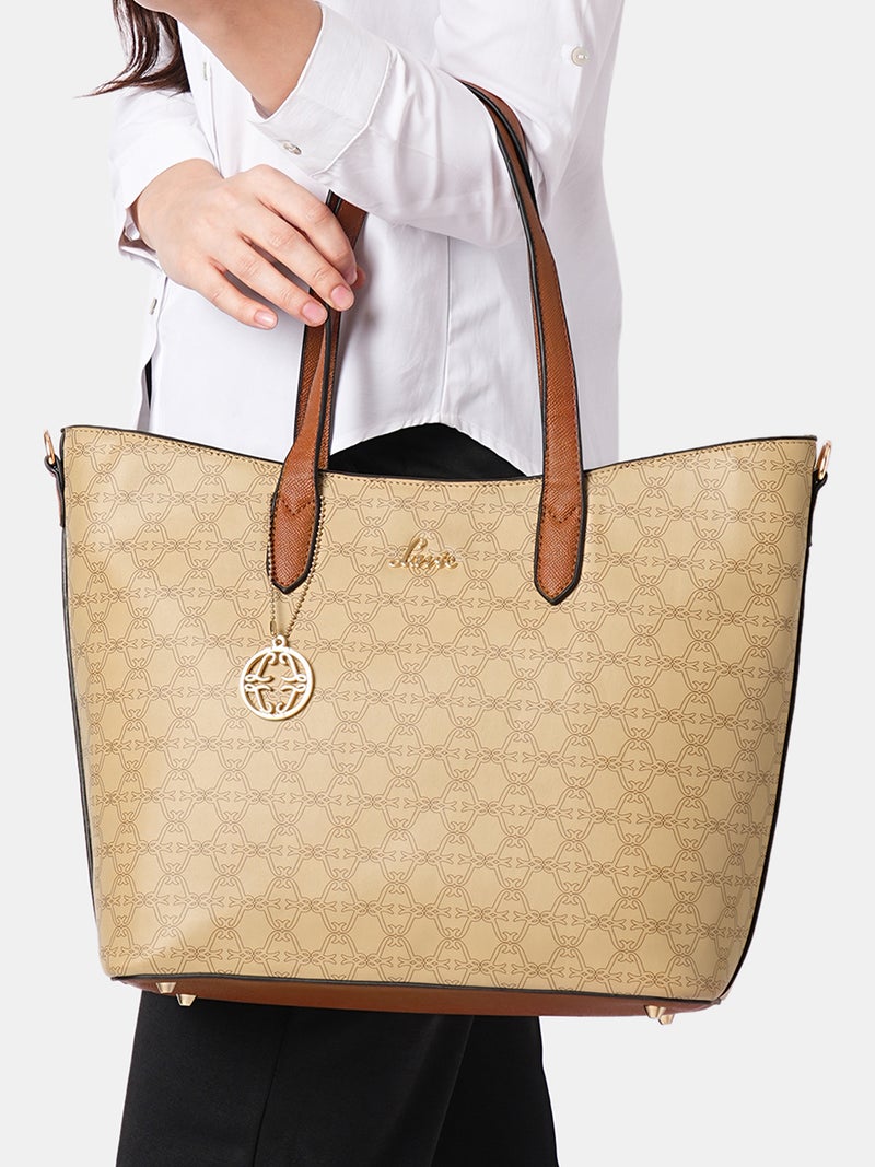 لافي حقيبة لافي نسائية بطبعة واحدة من هايلون بيج - Image 2