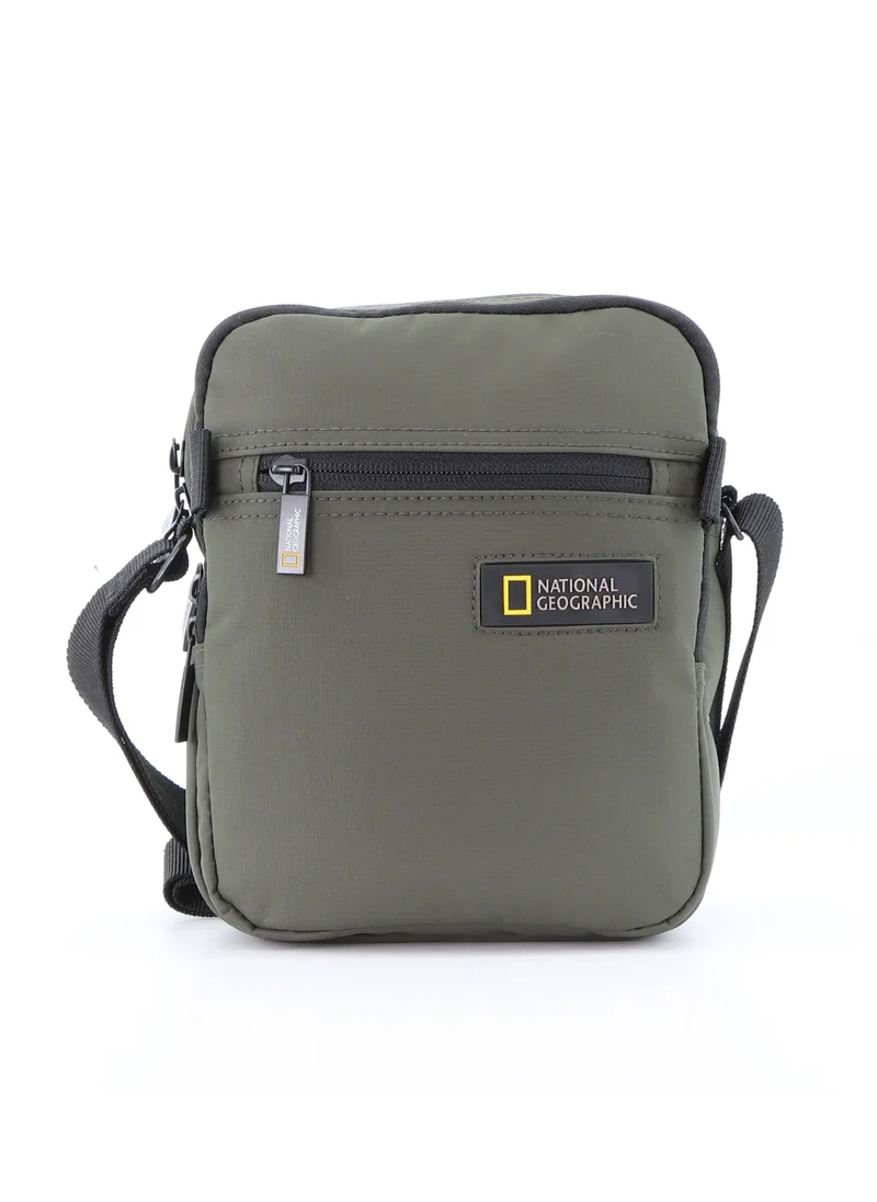 ناشيونال چيوغرافيك National Geographic Mutation Utility Bag Khaki, Compact Travel Bag for Men and Women, Shoulder Bag, Portable Organizer, Sustainable Material and Eco Friendly