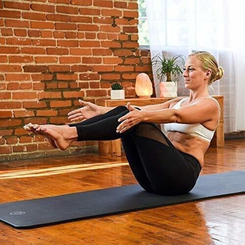 DEXO All-Purpose Extra Thick Yoga Mat – 183x61x1cm, Non-Slip Surface, Premium Cushioning for Yoga, Pilates, Fitness & Meditation, Black - Image 5
