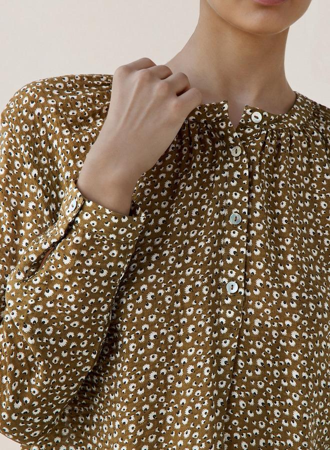 Splash FAV Mandarin Collar Top with Print - Image 5