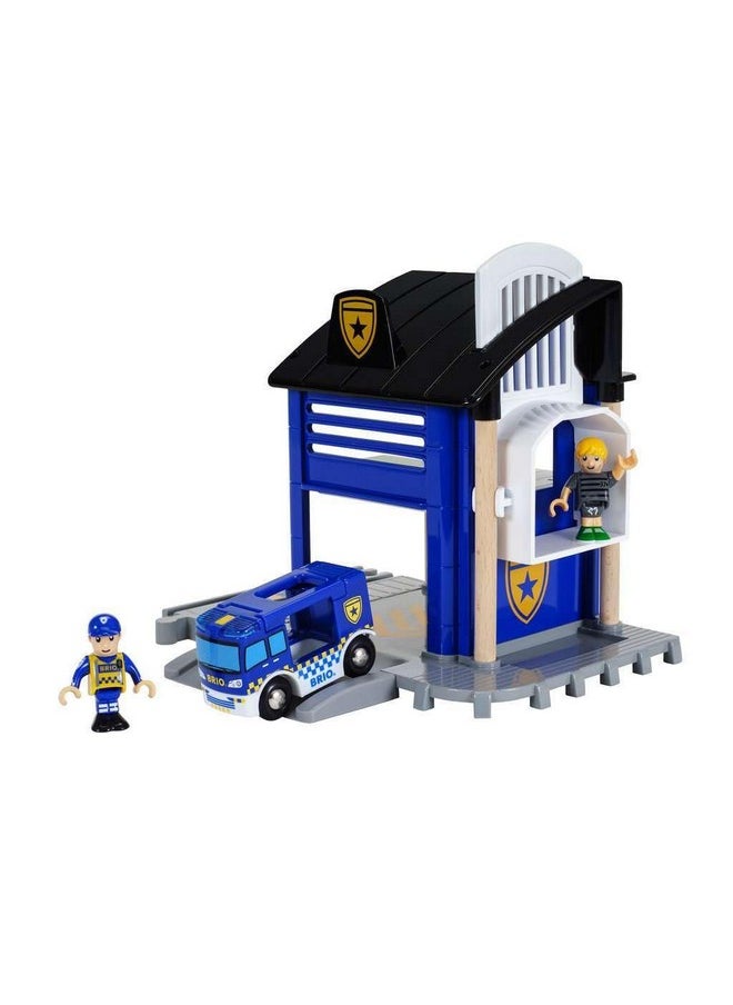 Brio Brio World - 33813 Police Station - Interactive Toy Set for Kids | Enhances Creativity & Imagination | Features Light & Sound Effects | Compatible with Brio Railway | Perfect for Ages 3 and Up  - Image 2