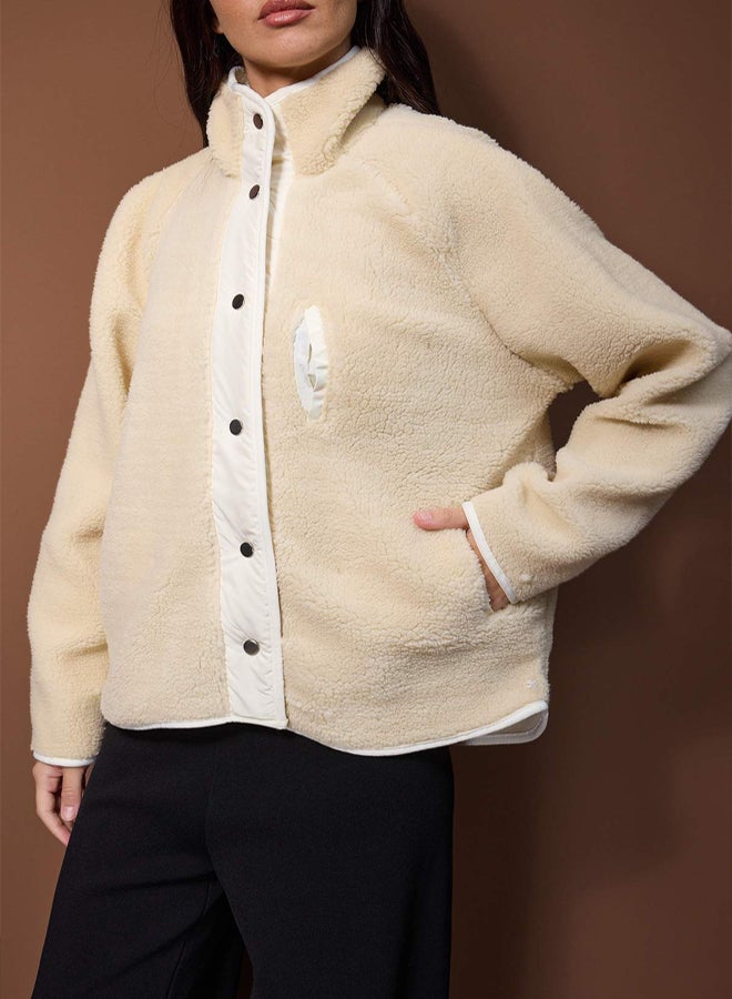trendyol Ecru Plush Knitted Sports Jacket - Image 4