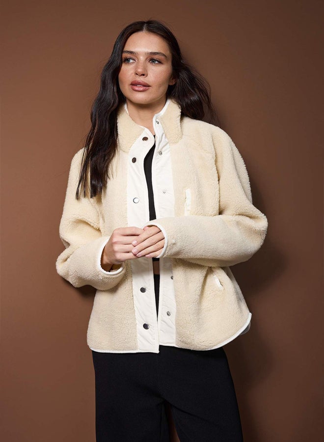 trendyol Ecru Plush Knitted Sports Jacket - Image 3