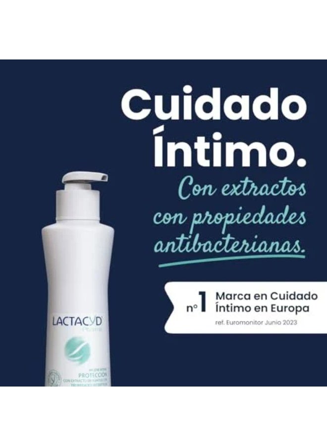 Lactacyd Pharma Antibacterial Intimate Hygiene Wash 250ml - Image 2