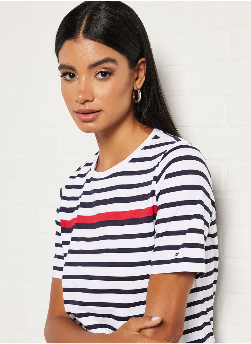 Stripe Crew Neck T-Shirt - pzsku/Z50E068EDB55F95E34FFEZ/45/_/1665591651/36b443e7-86bf-47fe-9d85-3ad0f87e3977