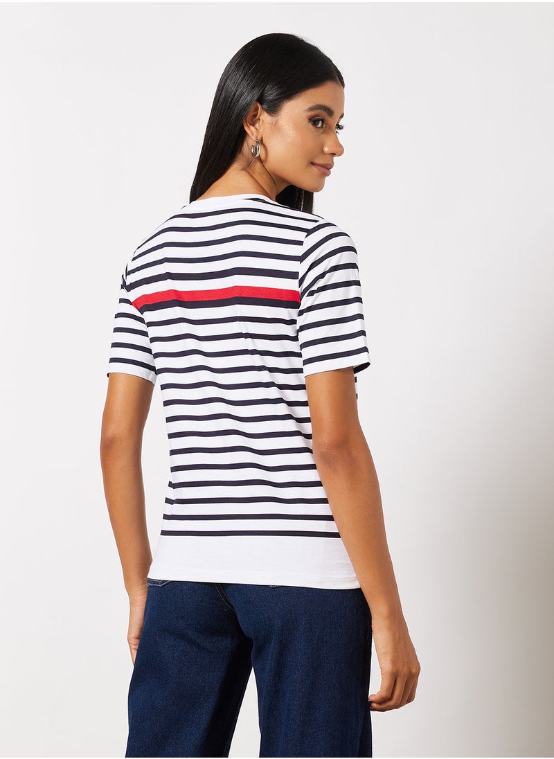 Stripe Crew Neck T-Shirt - pzsku/Z50E068EDB55F95E34FFEZ/45/_/1665591651/f92f6bbb-4872-4323-92c0-517e45875483