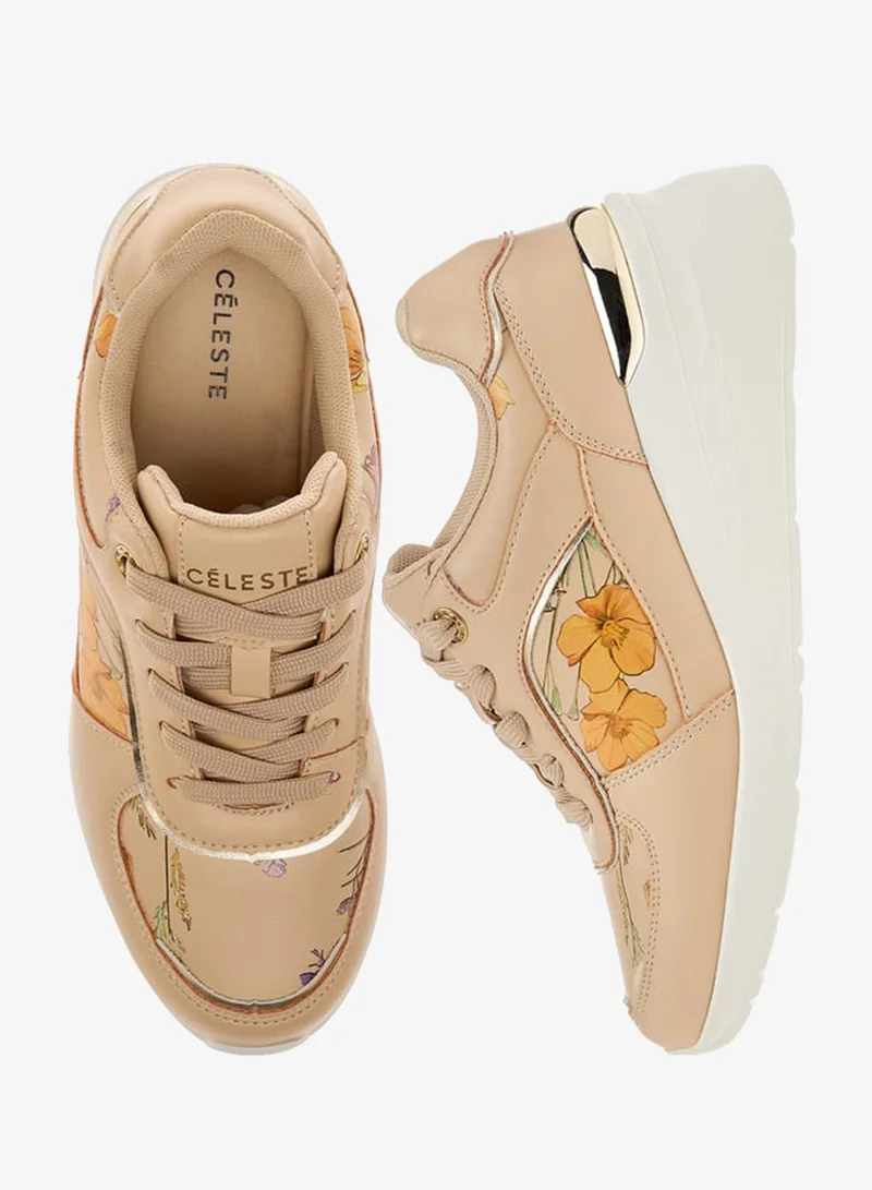 سيليست سنيكرز نسائي بطبعات زهور وكعب ويدج وإغلاق برباط