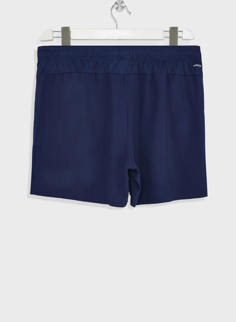 adidas شورت رياضي أساسي ومنسوج