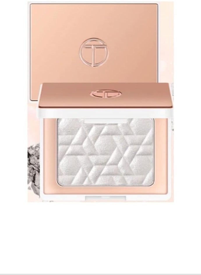 O.TWO.O O.TWO.O Moisturizing and Silky Setting Powder 02 Light 10g  - Image 1