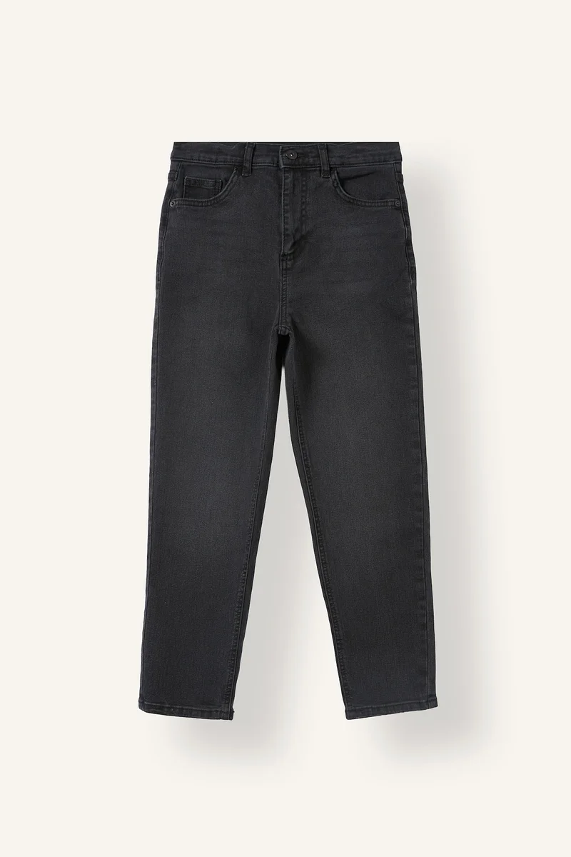 Straight Fit Jeans