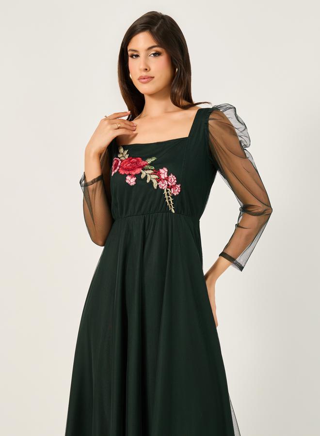 Styli Styli Embroidered Detail Square Neck A-Line Maxi Dress  - Image 3