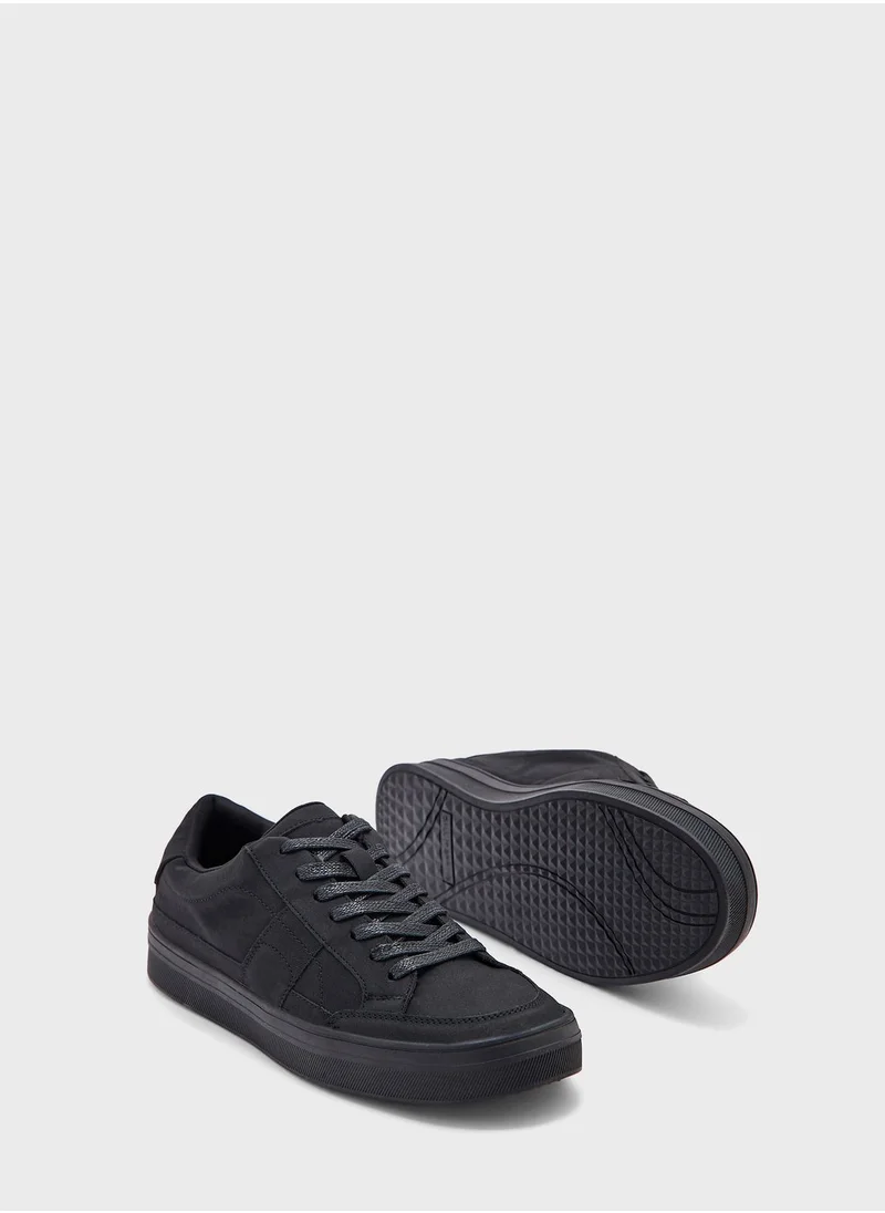 CALL IT SPRING Kiaro Lace Up Sneakers