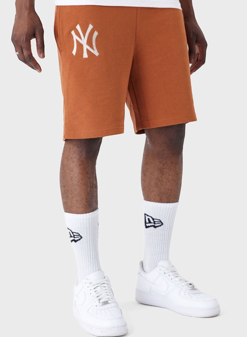 NEW ERA LEAGUE ESSNTLS SHORTS NEYYAN  EBRSTN - Image 5
