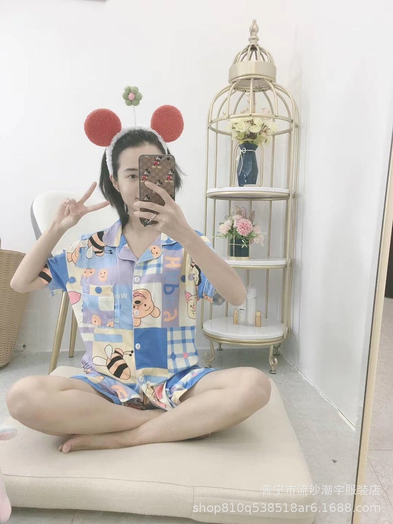 بدلة بيجاما قصيرة الأكمام من إندونيسيا وماليزيا للنساء مع ياقة، مبيعات جيدة - Image 1