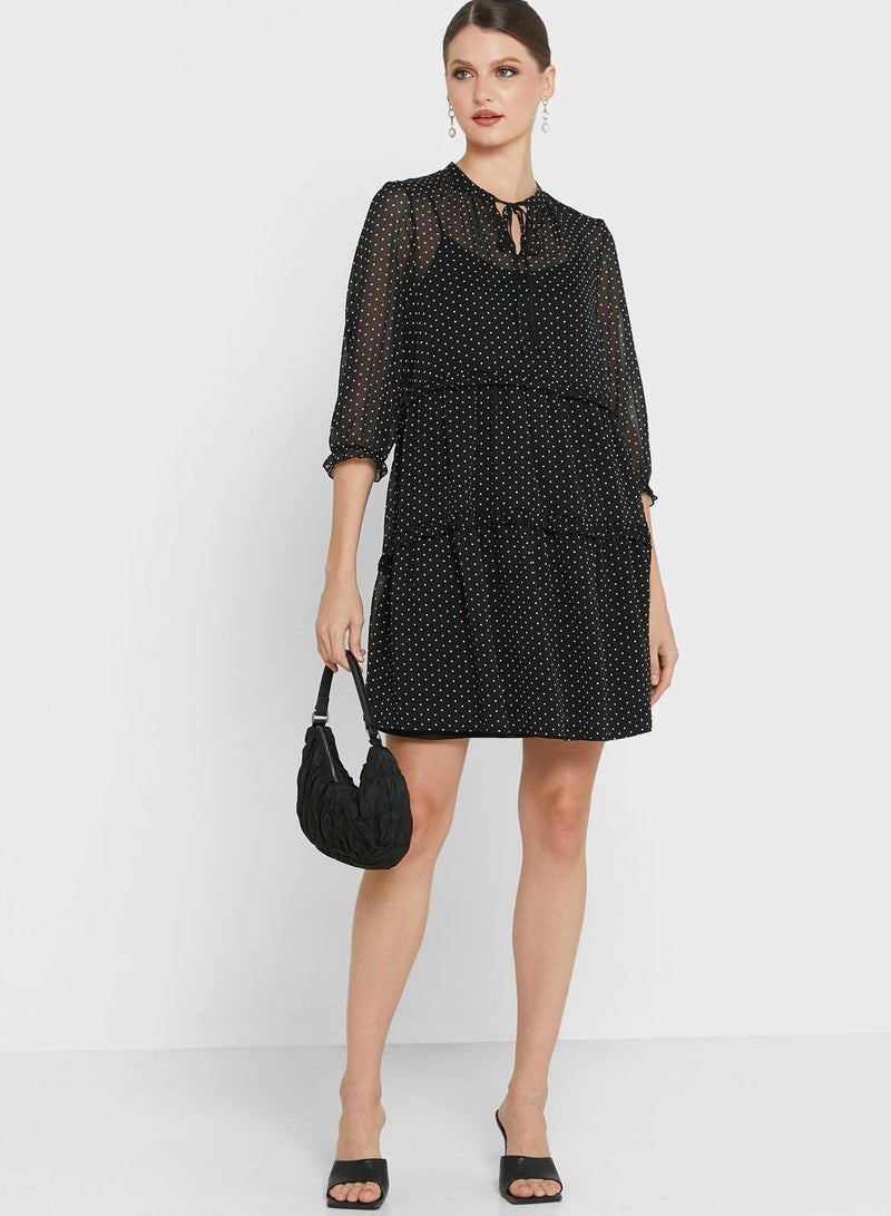 فيرو مودا فستان منقط مزين بكشكش - Image 4