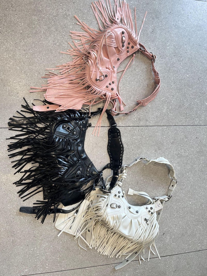 Internet Famous Tassel Rivet Niche Motorcycle Bag Women'S Fashion Girl Shoulder Underarm Bag Messenger Bag - Image 2