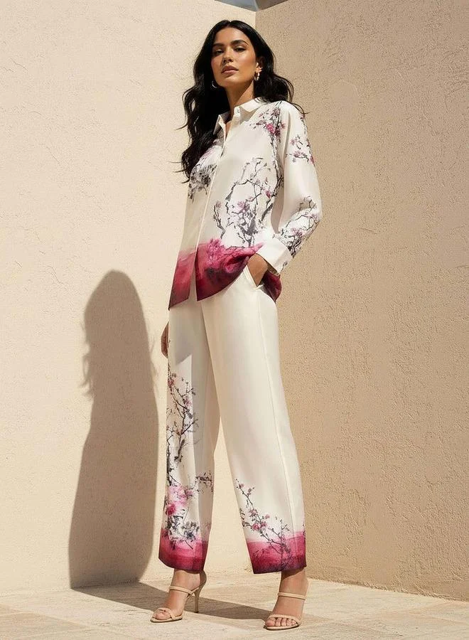 ايكونيك قميص كلاسيكي بقصة عادية وطبعة زهور