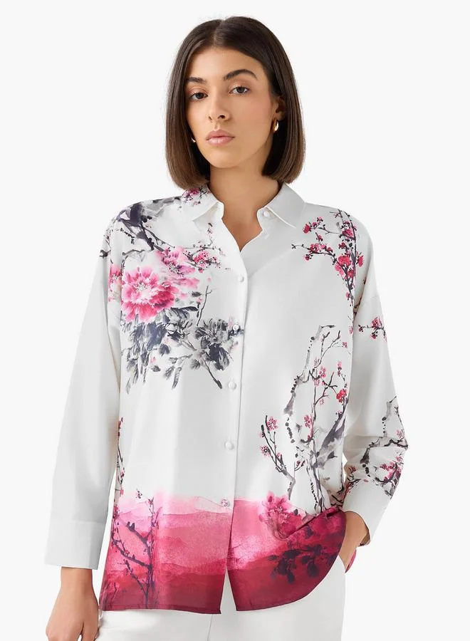 ايكونيك قميص كلاسيكي بقصة عادية وطبعة زهور