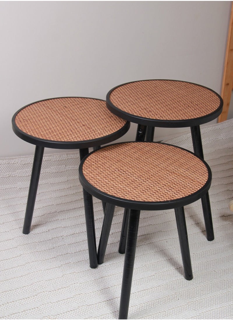 Generic - Serving table set. - Image 1