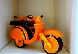 Neotea Wooden Scooter Toy for Kids | Multicolor Baby Scooter with Smooth Edges | Safe & Non-Toxic Colors | Handcrafted Wooden Toy | Fun & Educational Ride-On Toy | Pack of 1 - Image 3