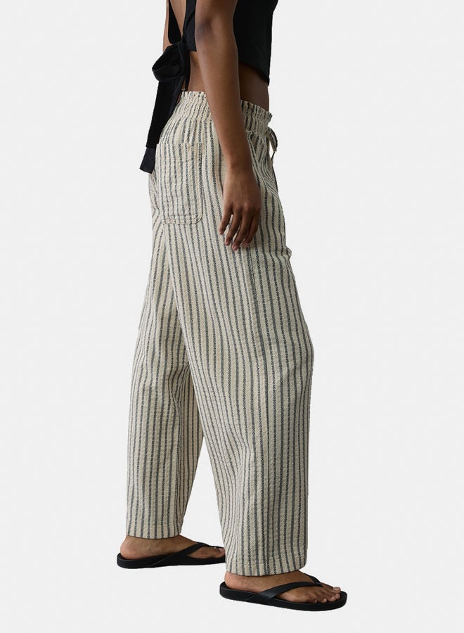 American Eagle AE High-Waisted Paperbag Pull-On Pant  - Image 5