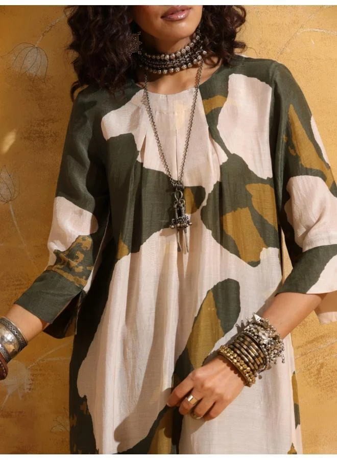trueBrowns trueBrowns Green Cream Floral Print Muslin Silk High-Slit Kurta Set