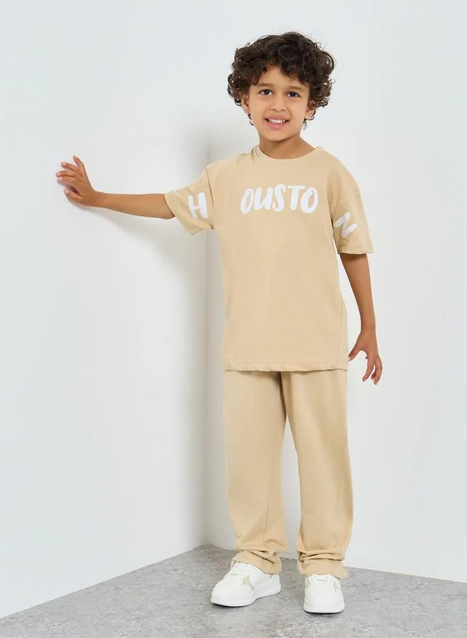 ستايلي Styli Boys Beige Slogan T-Shirt and Jogger Set
