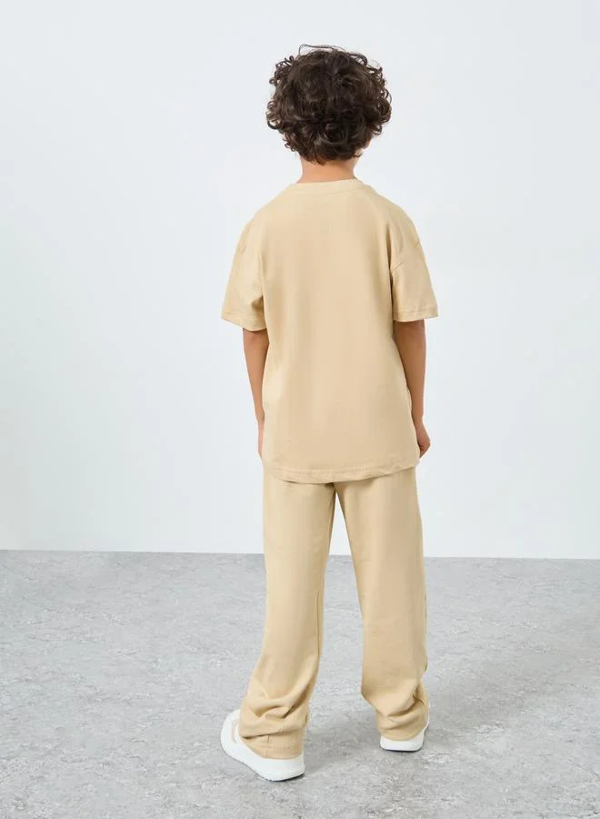 ستايلي Styli Boys Beige Slogan T-Shirt and Jogger Set