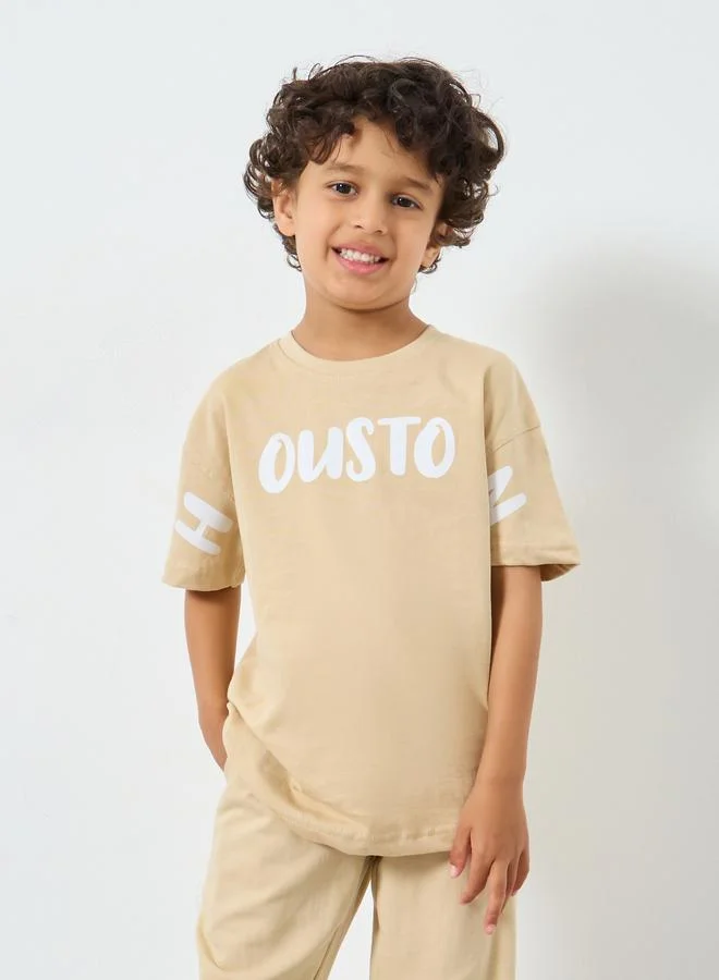 ستايلي Styli Boys Beige Slogan T-Shirt and Jogger Set