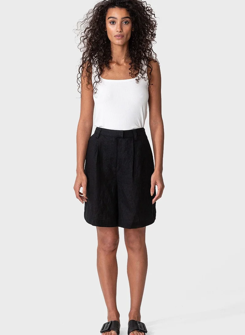 INDISKA Wide Leg Shorts