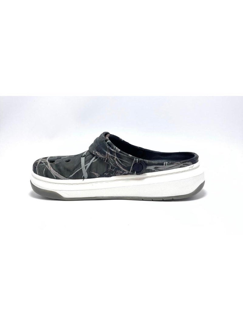 Crocs are comfortable - Image 2