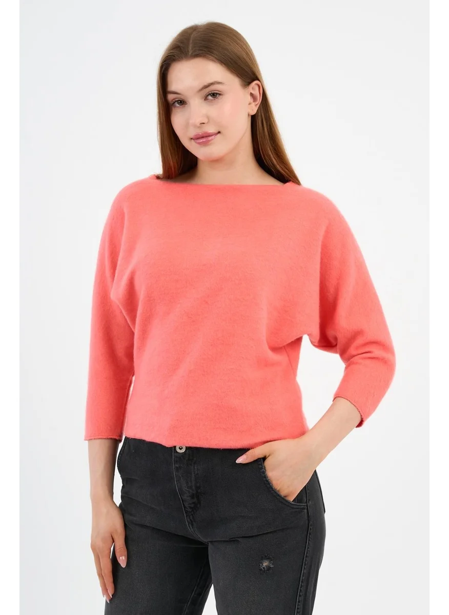 Alexander Gardi Women's Batwing Sleeve Blouse (B1934418WN)
