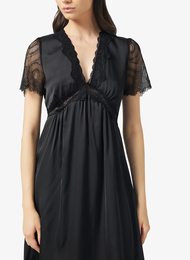 ELLA Night Dress With Lace Trims