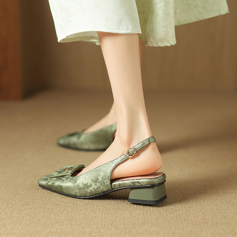 2024 Summer Goods Guofeng Low-Heeled Women'S 32-43 All-Match Square Buckle With Baotou Sandals - Image 3