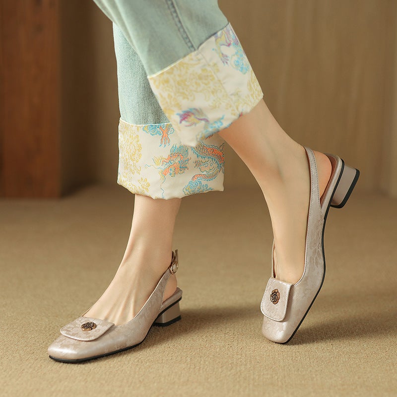 2024 Summer Goods Guofeng Low-Heeled Women'S 32-43 All-Match Square Buckle With Baotou Sandals - Image 2