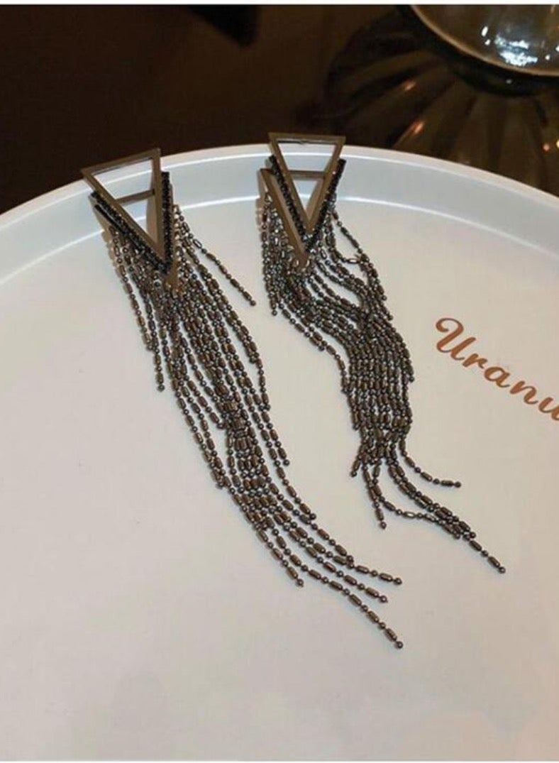 إيكوال حلق أذن نسائي طويل انيق وعصري مرصع بالزركون - Image 3