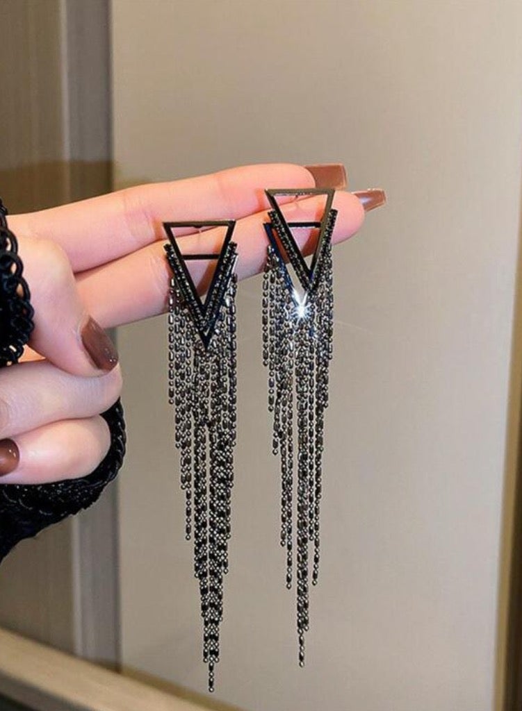 إيكوال حلق أذن نسائي طويل انيق وعصري مرصع بالزركون - Image 2