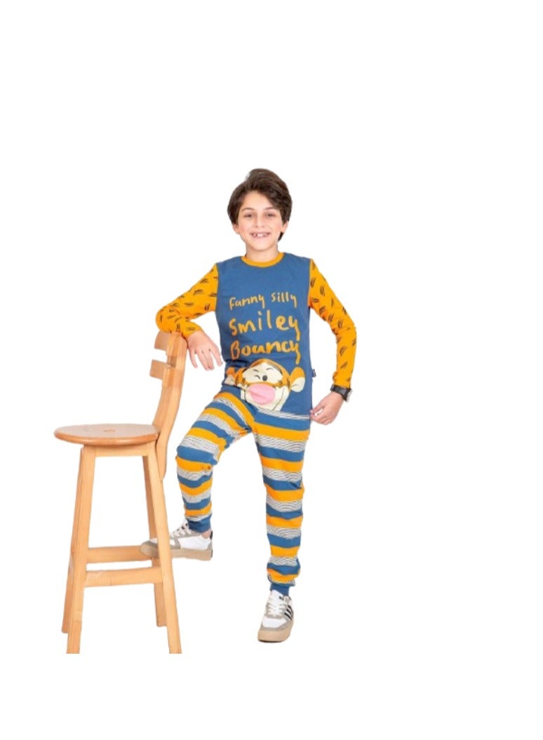 بيجامه ولادى ازرق فى مسطرده - Image 1