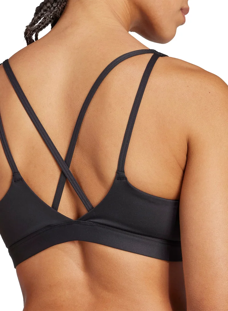 اديداس حمالة صدر أساسية لكل شيء