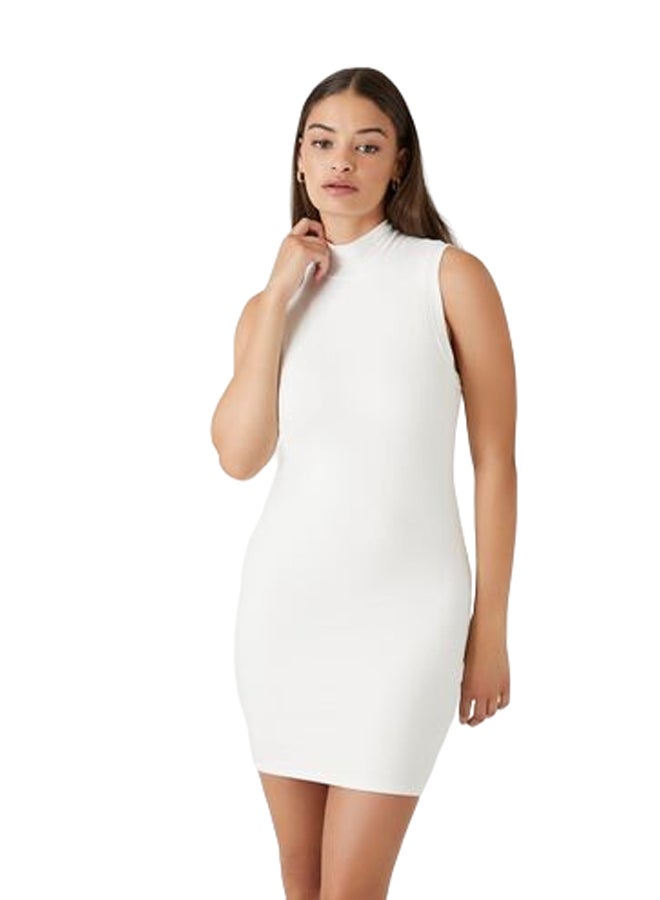 FOREVER 21 فستان قصير ضيق بياقة عالية - Image 1