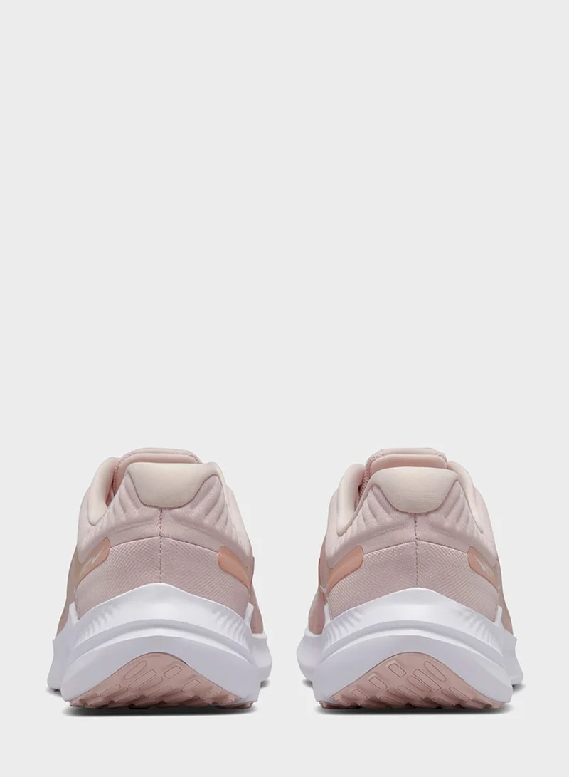 Nike Quest 5