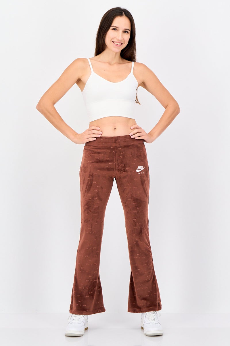 Nike سروال خارجي ضيق للنساء، بني - Image 2