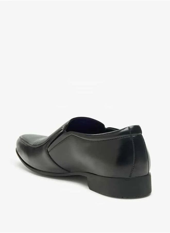 ال بي ال من شو اكسبرس Men Solid Slip-On Loafers