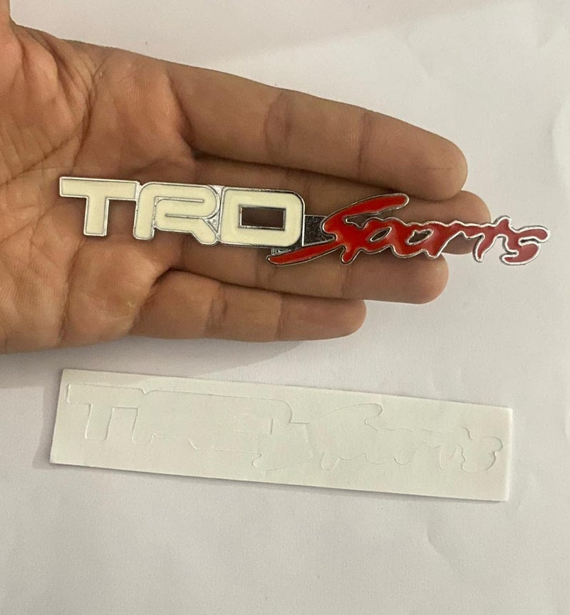 AUTO MT شعار معدني للسيارة والدراجة واللابتوب - شارة ثلاثية الأبعاد لسباق السيارات - ملصق رياضي عالمي - ملصق جولة كبيرة (شعار رياضي أبيض وأحمر TRD) - Image 3