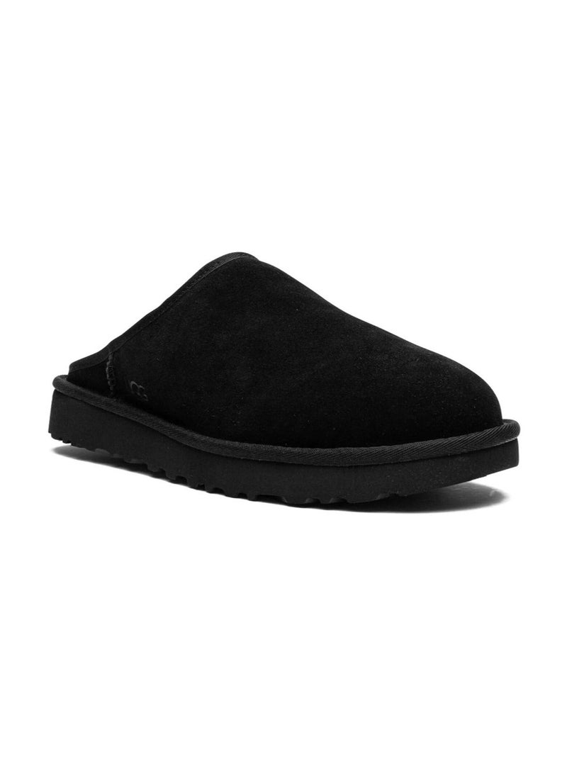 UGG Classic Cozy Slippers – Comfortable & Warm Footwear - Image 4