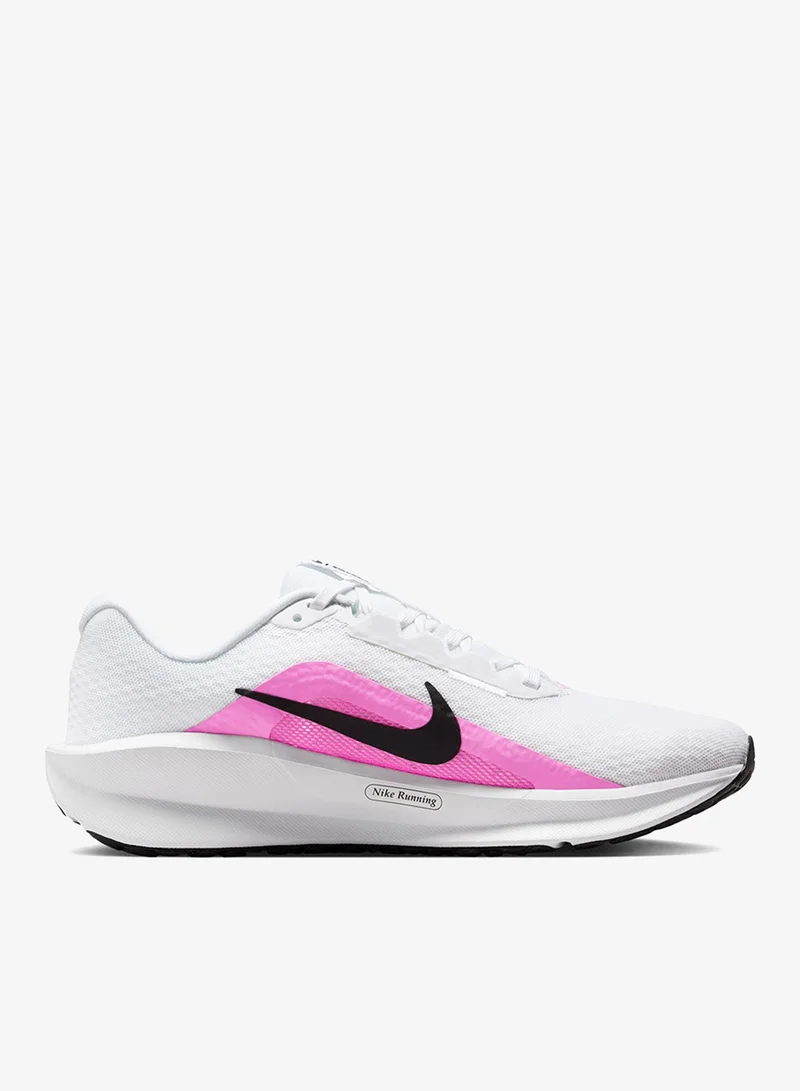 نايكي داون شيفت